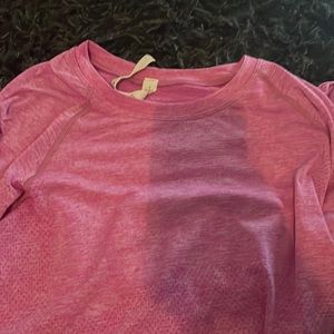 Pink lululemon shirt